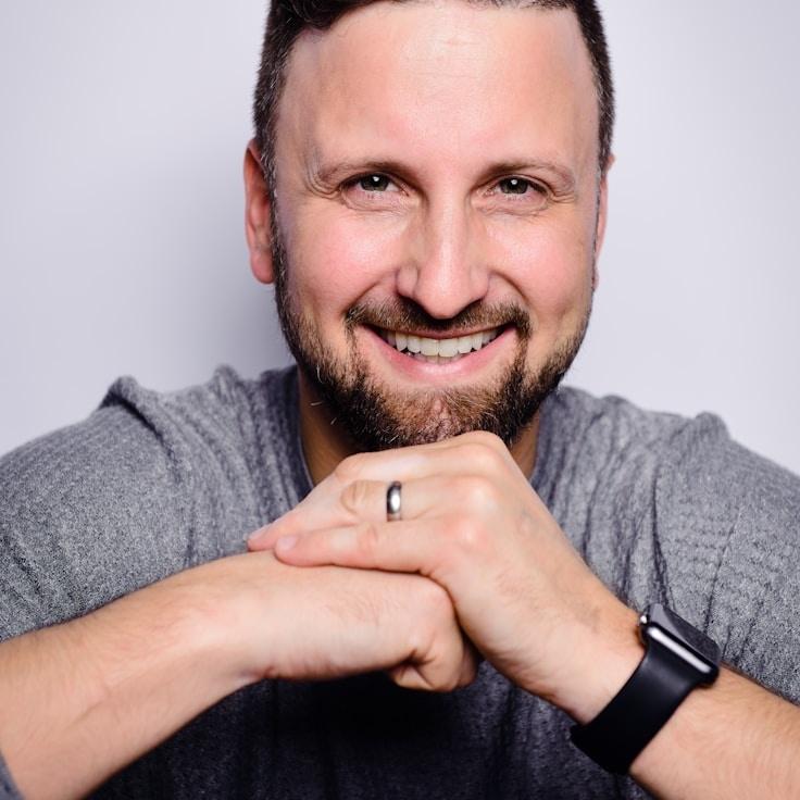 Portrait of Priya Patel meditation instructor